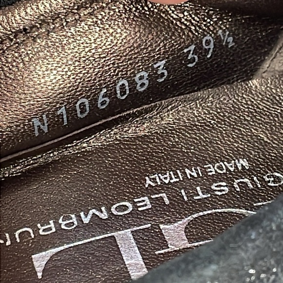 AGL Cap Toe Buckle Ballet Shoes Low Wedge Shimmer Silver Black Sz 39.5 - Picture 10 of 11